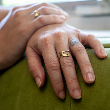 Single Landmass Gem Ring