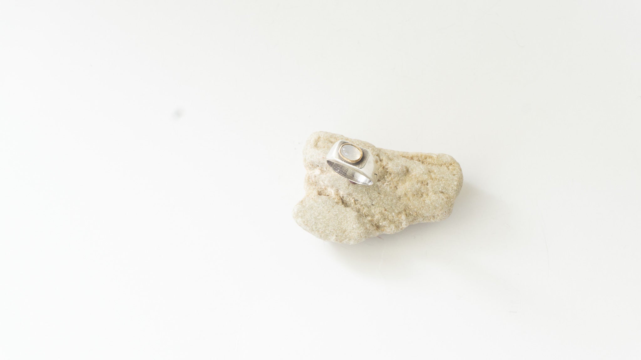 Protect your Energy: Rainbow Moonstone Ring